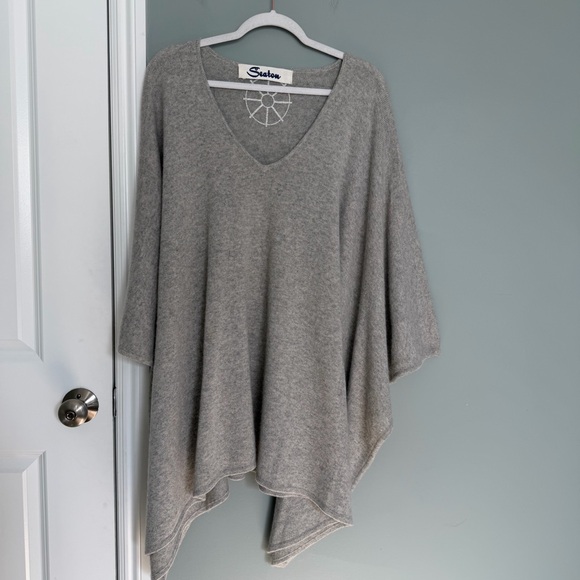 Seaton Sweaters - Seaton 100% Cashmere Luxury Heather Gray V-Neck Poncho Sweater